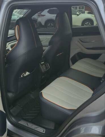 Серый БИД Song Plus, объемом двигателя 0 л и пробегом 85 тыс. км за 21000 $, фото 5 на Automoto.ua