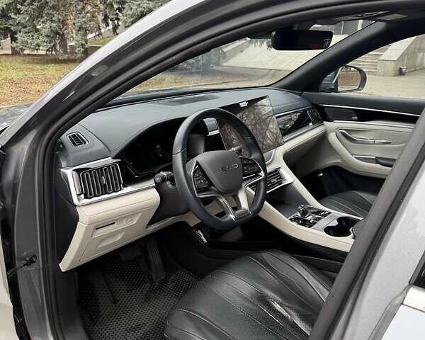 Сірий БІД Song Plus, об'ємом двигуна 0 л та пробігом 72 тис. км за 25800 $, фото 6 на Automoto.ua