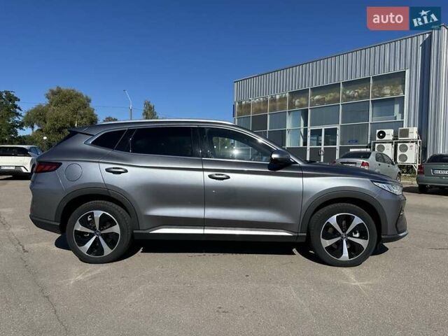 Серый БИД Song Plus, объемом двигателя 0 л и пробегом 41 тыс. км за 25000 $, фото 5 на Automoto.ua