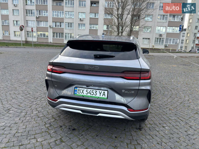 БИД Song Plus 2024 в Хмельницком на Automoto.ua Серый БИД Song Plus, объемом двигателя 0 л и пробегом 5 тыс. км за 26500 $, фото 3 на Automoto.ua