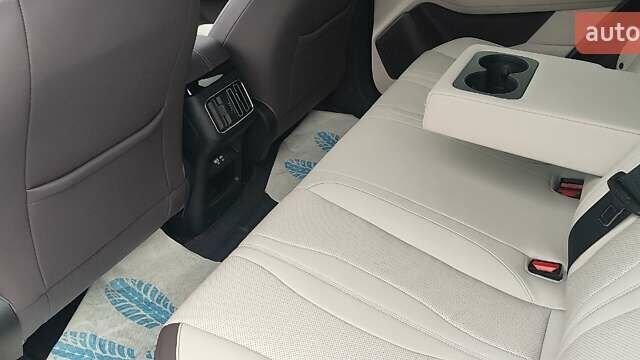 Сірий БІД Song Plus, об'ємом двигуна 0 л та пробігом 10 тис. км за 27000 $, фото 9 на Automoto.ua