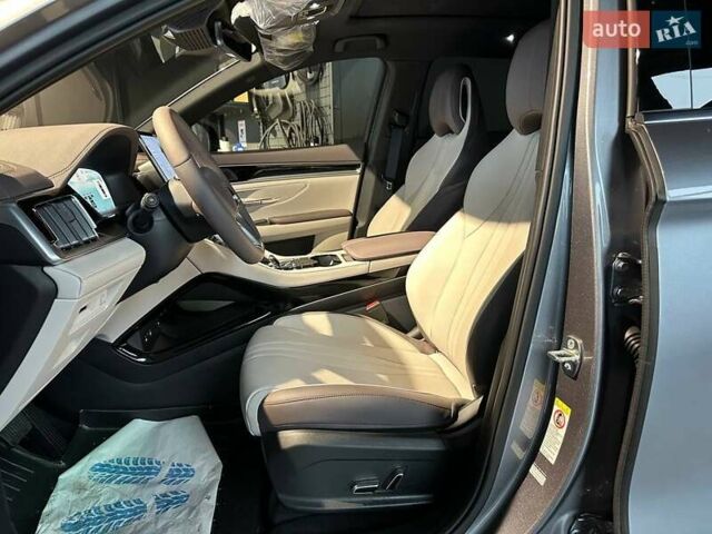 Серый БИД Song Plus, объемом двигателя 0 л и пробегом 1 тыс. км за 26500 $, фото 13 на Automoto.ua