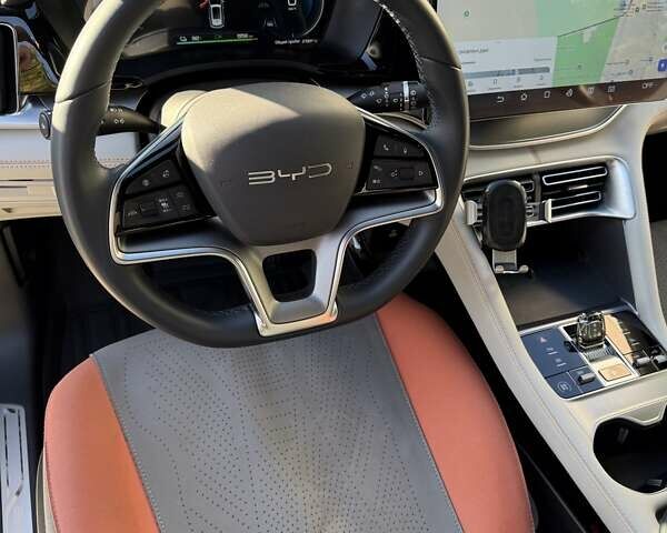 Серый БИД Song Plus, объемом двигателя 0 л и пробегом 22 тыс. км за 28500 $, фото 11 на Automoto.ua