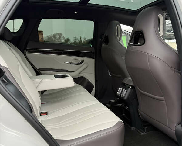 Сірий БІД Song Plus, об'ємом двигуна 0 л та пробігом 25 тис. км за 26500 $, фото 5 на Automoto.ua