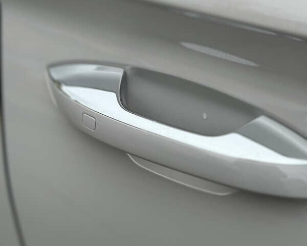 Сірий БІД Song Plus, об'ємом двигуна 0 л та пробігом 26 тис. км за 25900 $, фото 7 на Automoto.ua