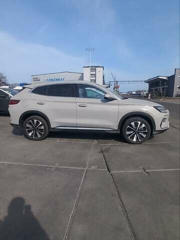 Серый БИД Song Plus, объемом двигателя 0 л и пробегом 1 тыс. км за 30000 $, фото 2 на Automoto.ua