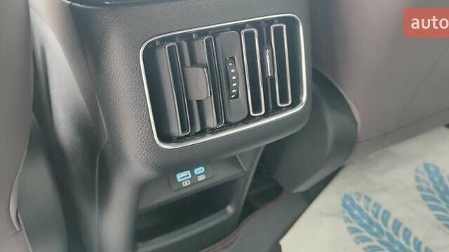 Сірий БІД Song Plus, об'ємом двигуна 0 л та пробігом 10 тис. км за 27000 $, фото 8 на Automoto.ua