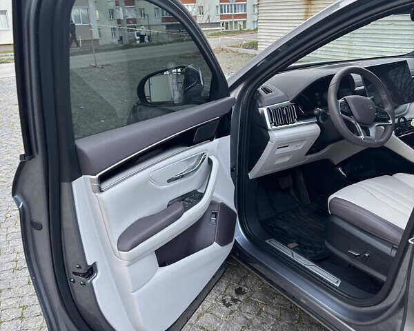 БИД Song Plus 2024 в Хмельницком на Automoto.ua Серый БИД Song Plus, объемом двигателя 0 л и пробегом 5 тыс. км за 26500 $, фото 4 на Automoto.ua