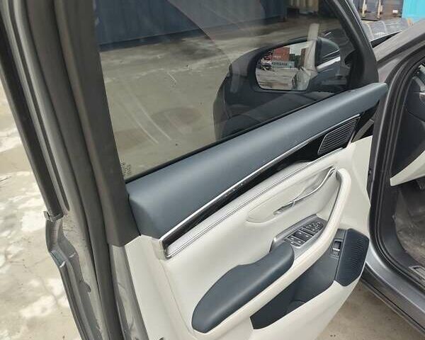 Серый БИД Song Plus, объемом двигателя 1.5 л и пробегом 20 тыс. км за 28500 $, фото 8 на Automoto.ua