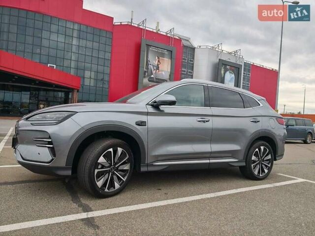 Серый БИД Song Plus, объемом двигателя 0 л и пробегом 1 тыс. км за 31000 $, фото 3 на Automoto.ua