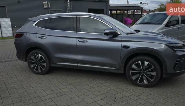 Серый БИД Song Plus, объемом двигателя 0 л и пробегом 3 тыс. км за 24500 $, фото 3 на Automoto.ua