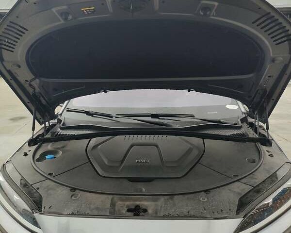 Серый БИД Song Plus, объемом двигателя 1.5 л и пробегом 20 тыс. км за 28500 $, фото 2 на Automoto.ua