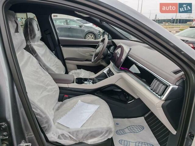 Серый БИД Song Plus, объемом двигателя 0 л и пробегом 1 тыс. км за 31000 $, фото 26 на Automoto.ua