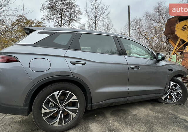 Сірий БІД Song Pro, об'ємом двигуна 1.5 л та пробігом 2 тис. км за 18000 $, фото 4 на Automoto.ua