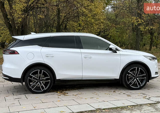 БИД Tang 2021 в Желтых Водах на Automoto.ua Белый БИД Tang, объемом двигателя 0 л и пробегом 75 тыс. км за 28900 $, фото 5 на Automoto.ua