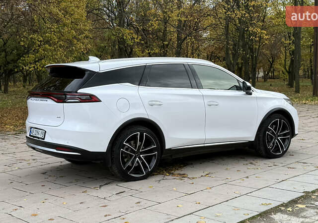 БИД Tang 2021 в Желтых Водах на Automoto.ua Белый БИД Tang, объемом двигателя 0 л и пробегом 75 тыс. км за 28900 $, фото 6 на Automoto.ua