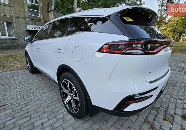 Білий БІД Tang, об'ємом двигуна 0 л та пробігом 15 тис. км за 36500 $, фото 11 на Automoto.ua