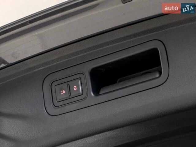 Белый БИД Tang, объемом двигателя 0 л и пробегом 4 тыс. км за 39900 $, фото 18 на Automoto.ua