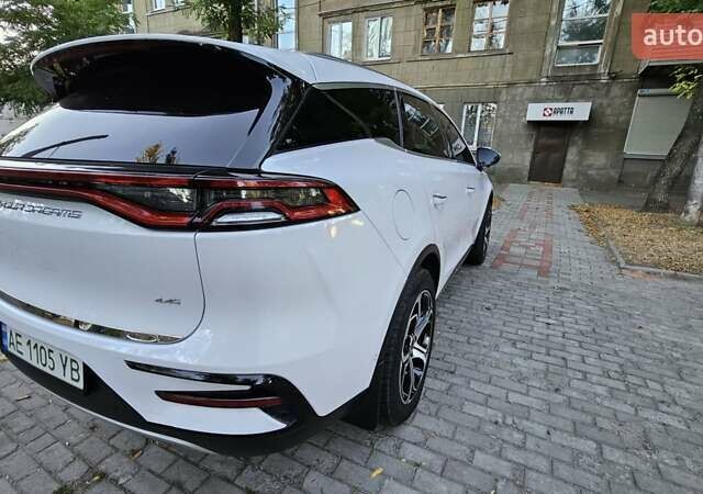 Білий БІД Tang, об'ємом двигуна 0 л та пробігом 15 тис. км за 36500 $, фото 3 на Automoto.ua