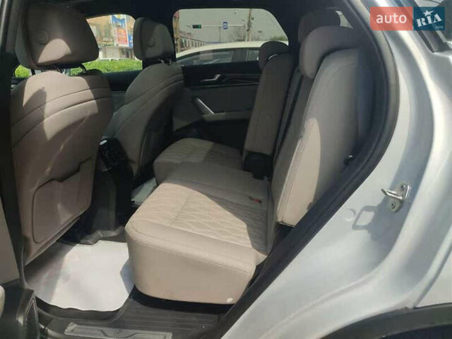 Белый БИД Tang, объемом двигателя 1.5 л и пробегом 2 тыс. км за 34500 $, фото 15 на Automoto.ua