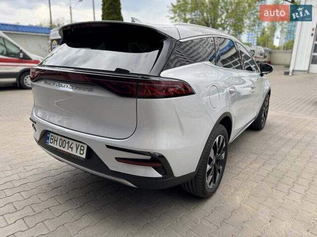 Белый БИД Tang, объемом двигателя 0 л и пробегом 2 тыс. км за 37000 $, фото 4 на Automoto.ua