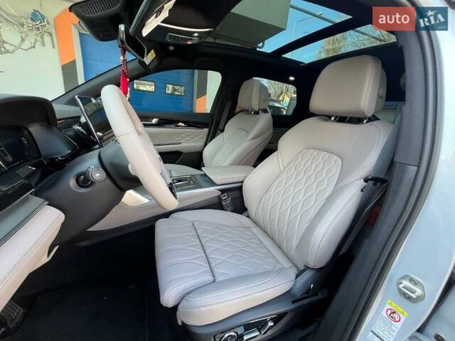 Белый БИД Tang, объемом двигателя 0 л и пробегом 2 тыс. км за 37000 $, фото 15 на Automoto.ua