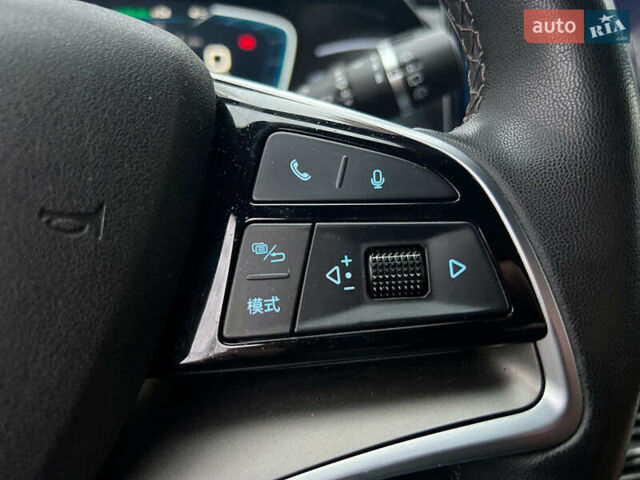 Черный БИД Tang, объемом двигателя 0 л и пробегом 54 тыс. км за 35990 $, фото 19 на Automoto.ua