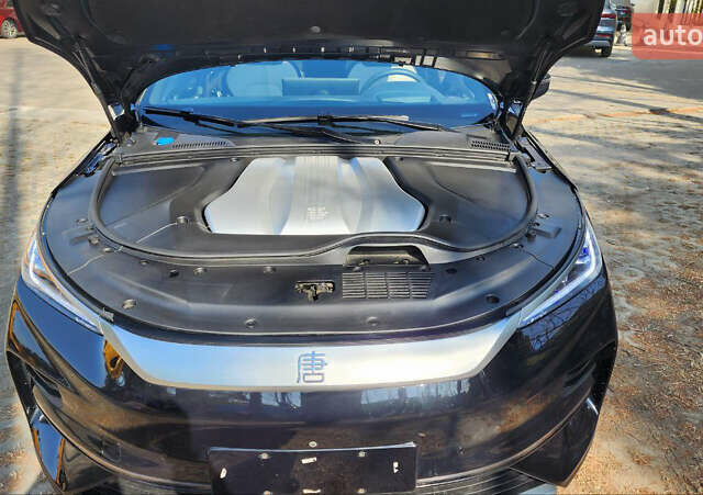 Черный БИД Tang, объемом двигателя 0 л и пробегом 10 тыс. км за 35900 $, фото 32 на Automoto.ua