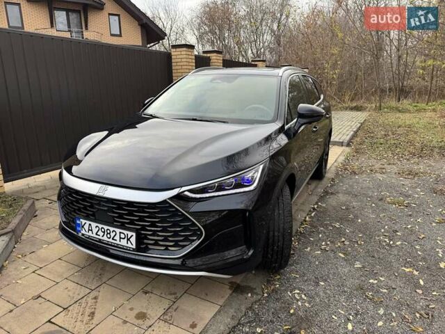 Черный БИД Tang, объемом двигателя 1.5 л и пробегом 17 тыс. км за 35900 $, фото 4 на Automoto.ua