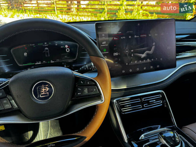Красный БИД Tang, объемом двигателя 2 л и пробегом 20 тыс. км за 38930 $, фото 28 на Automoto.ua