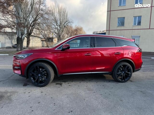 Красный БИД Tang, объемом двигателя 2 л и пробегом 7 тыс. км за 38990 $, фото 1 на Automoto.ua