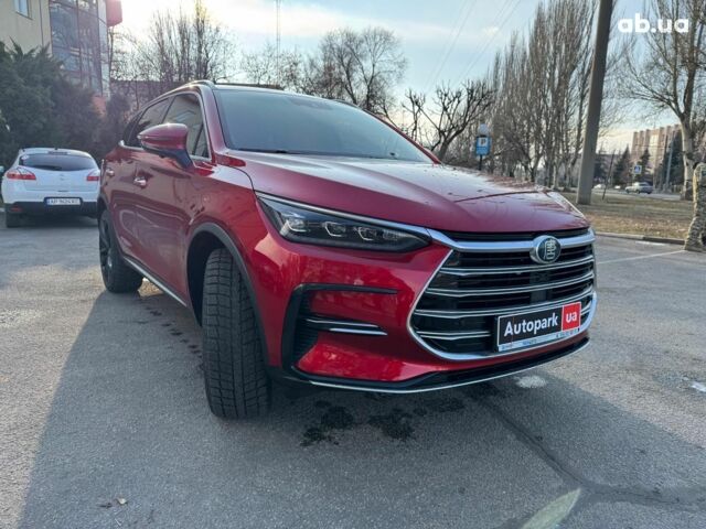 Красный БИД Tang, объемом двигателя 2 л и пробегом 7 тыс. км за 38990 $, фото 6 на Automoto.ua