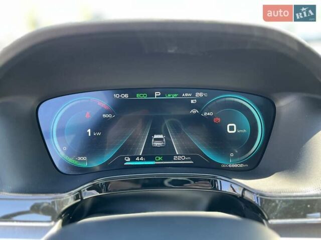 Красный БИД Tang, объемом двигателя 0 л и пробегом 68 тыс. км за 29000 $, фото 29 на Automoto.ua