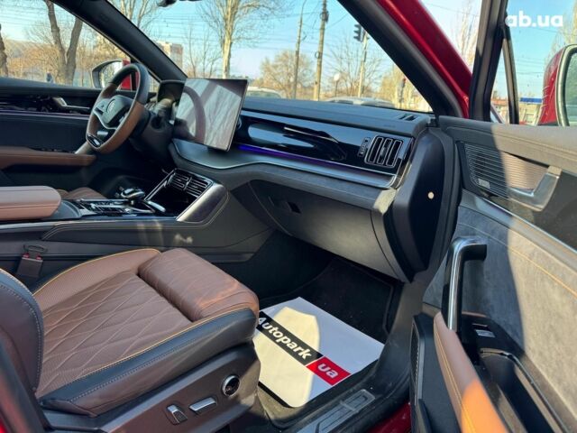 Красный БИД Tang, объемом двигателя 2 л и пробегом 7 тыс. км за 38990 $, фото 15 на Automoto.ua