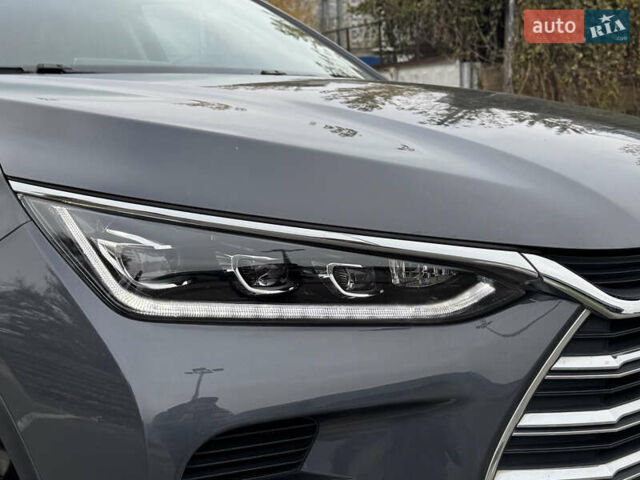 Серый БИД Tang, объемом двигателя 2 л и пробегом 42 тыс. км за 33500 $, фото 3 на Automoto.ua