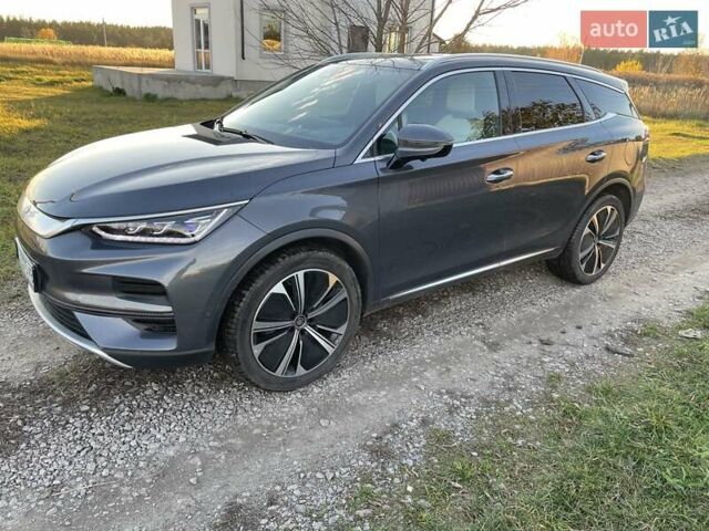 Серый БИД Tang, объемом двигателя 0 л и пробегом 18 тыс. км за 35350 $, фото 38 на Automoto.ua