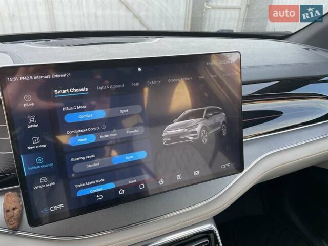 Серый БИД Tang, объемом двигателя 0 л и пробегом 18 тыс. км за 35350 $, фото 10 на Automoto.ua