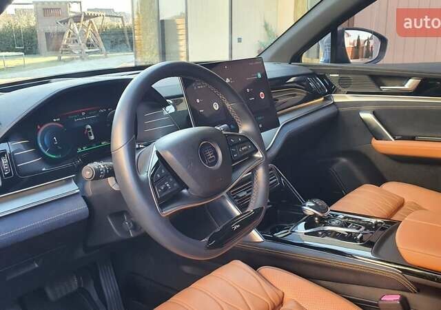 Серый БИД Tang, объемом двигателя 0 л и пробегом 15 тыс. км за 35500 $, фото 4 на Automoto.ua