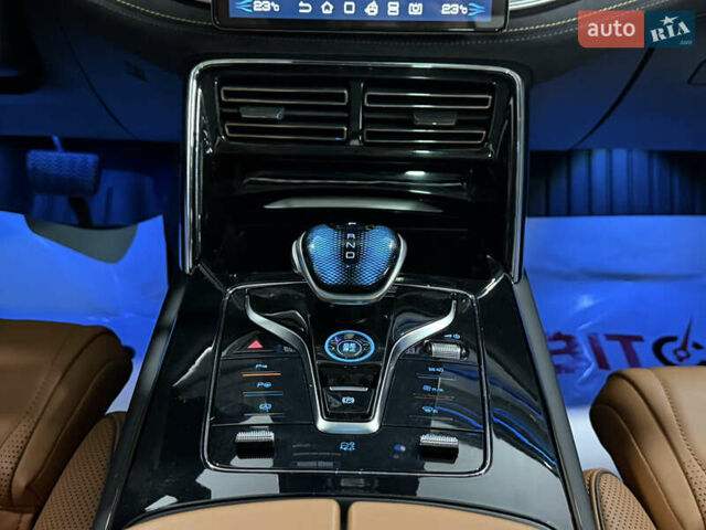 Сірий БІД Tang, об'ємом двигуна 0 л та пробігом 70 тис. км за 32700 $, фото 34 на Automoto.ua