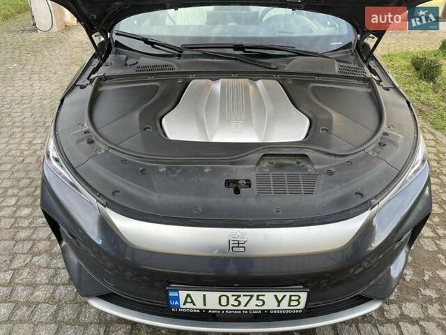 Серый БИД Tang, объемом двигателя 0 л и пробегом 18 тыс. км за 35350 $, фото 1 на Automoto.ua