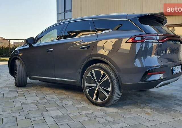 Серый БИД Tang, объемом двигателя 0 л и пробегом 15 тыс. км за 35500 $, фото 3 на Automoto.ua