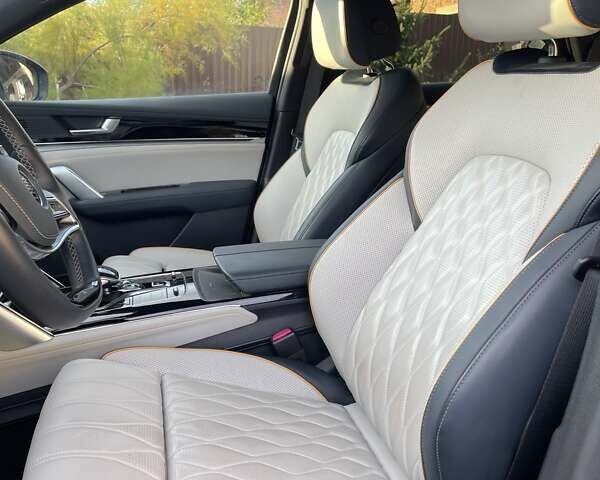 Серый БИД Tang, объемом двигателя 0 л и пробегом 18 тыс. км за 35350 $, фото 4 на Automoto.ua