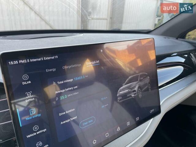 Серый БИД Tang, объемом двигателя 0 л и пробегом 18 тыс. км за 35350 $, фото 11 на Automoto.ua
