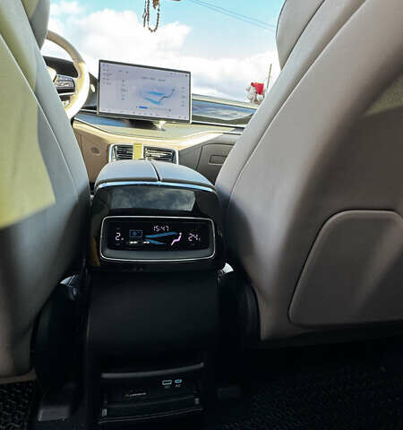 Серый БИД Tang, объемом двигателя 0 л и пробегом 72 тыс. км за 35000 $, фото 30 на Automoto.ua