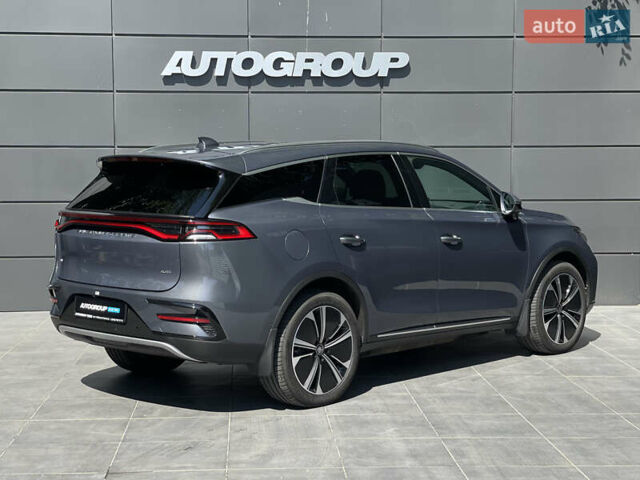 Серый БИД Tang, объемом двигателя 0 л и пробегом 22 тыс. км за 32500 $, фото 4 на Automoto.ua