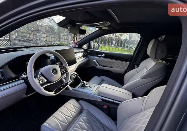 Серый БИД Tang, объемом двигателя 0 л и пробегом 72 тыс. км за 35000 $, фото 14 на Automoto.ua