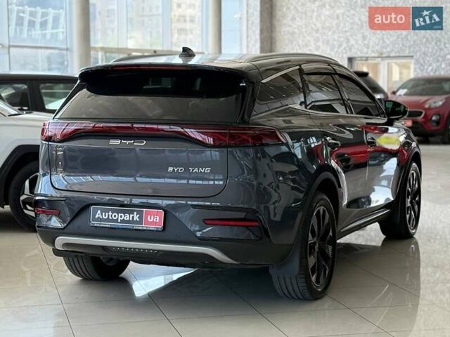Серый БИД Tang, объемом двигателя 0 л и пробегом 23 тыс. км за 36990 $, фото 9 на Automoto.ua