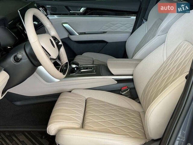 Серый БИД Tang, объемом двигателя 0 л и пробегом 23 тыс. км за 36990 $, фото 18 на Automoto.ua