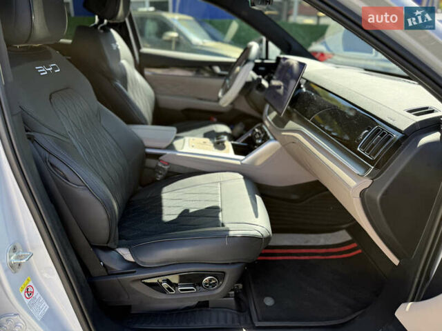 Серый БИД Tang, объемом двигателя 0 л и пробегом 10 тыс. км за 35900 $, фото 43 на Automoto.ua