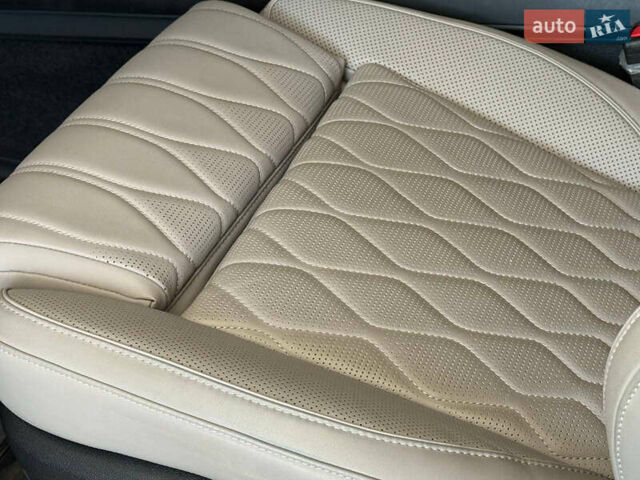 Серый БИД Tang, объемом двигателя 0 л и пробегом 23 тыс. км за 36990 $, фото 13 на Automoto.ua